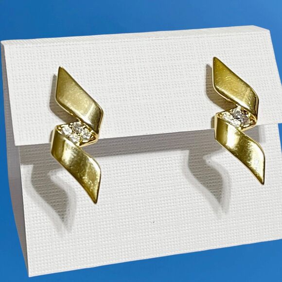 Gold Tone Rhinestone Earrings Swirl Ribbon Pierced Posts Sparkle Crystal Unique - Picture 3 of 9